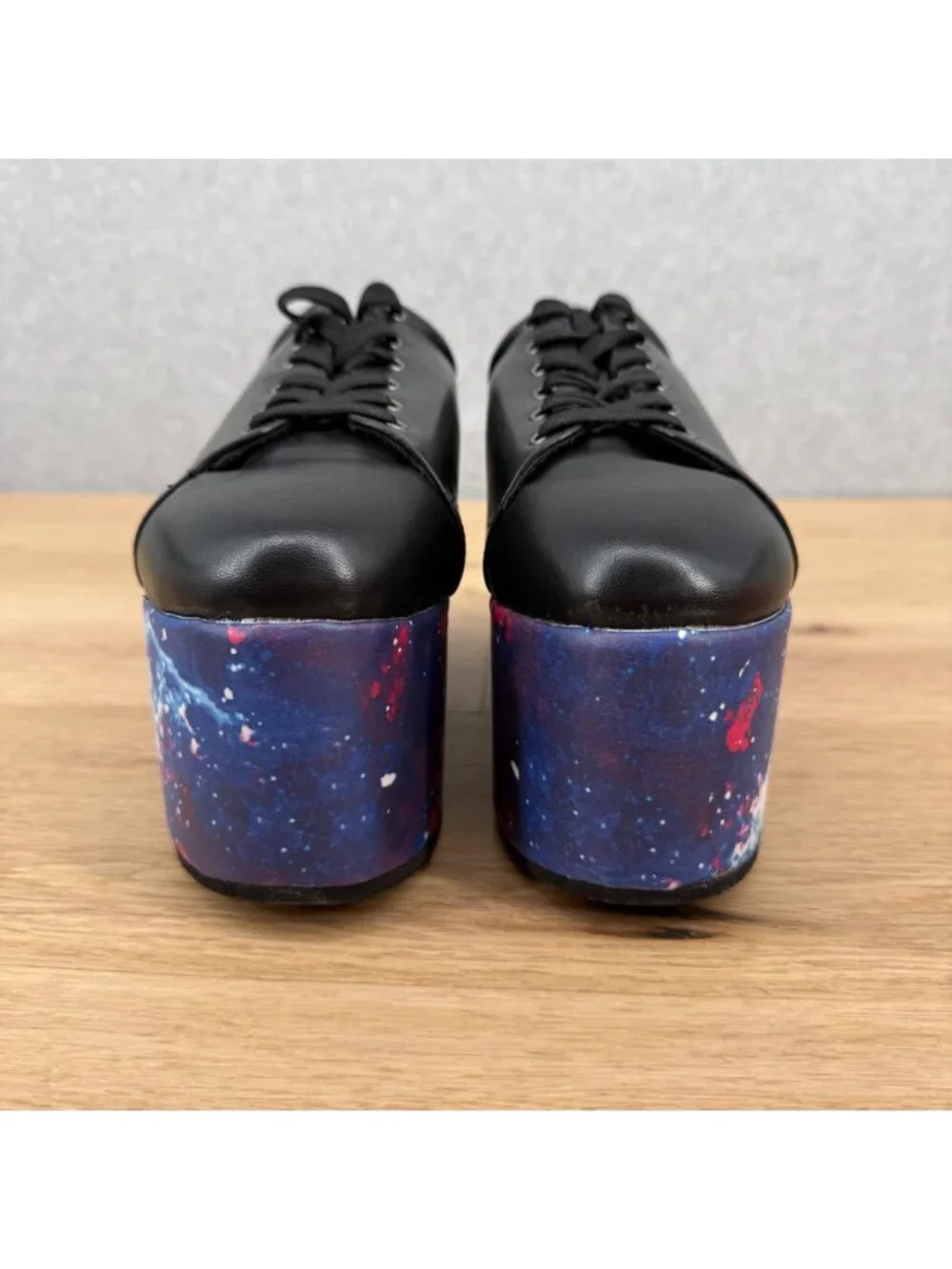 Hot Topic Womens Platform Sneakers Size 9 Black Galaxy Cosmic Print Sole Goth